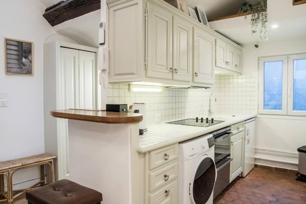 Spacious Studio In Paris Hyper Center - Smart Tv & Wifi - 4P Exterior photo